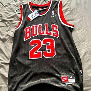 Brand new Men’s Nike Michael Jordan Chicago bulls black jersey. Size mens medium